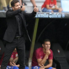 Simeone, durante el encuentro que el Atlético disputó en Balaídos ante el Celta el pasado sábado.-AFP / MIGEL RIOPA