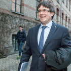 Carles Puigdemont tras la conferencia en la universidad de Copenhague.-RICARDO RAMÍREZ (EFE)