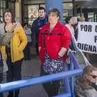 Las facultativas se despidieron ayer de sus pacientes recordando la insostenible situación que atraviesan los profesionales sanitarios de lar región.-ISRAEL L. MURILLO