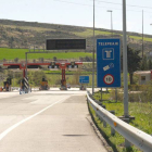 La circulación por la AP-1 no será obligatoria, al menos de momento, para los vehículos pesados.-