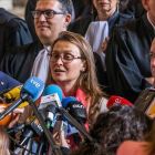 Los exconsellers Toni Comín, Lluis Puig y Meritxell Serret (de izquierda a derecha) hablan ante los medios de comunicación el pasado 16 de mayo, a su salida del tribunal de justicia belga que denegó su entrega a España-STEPHANIE LECOCQ