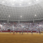 El PSOE critica que el equipo de Gobierno no sabe qué hacer con la gestión de la plaza de toros.-