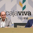 Un momento de la presentación de los resultados de ayer,  ofrecida por Villamayor (dcha.) y Leal (izq.).-R. O.