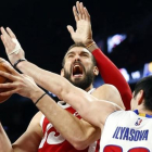 Marc Gasol,en plena acción.-AP / PAUL SANCYA