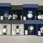 Imagen de los relojes incautados por la Policía Nacional.-ECB