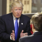 Trump durante la entrevista con Fox News.-RICHARD DREW / AP / AP