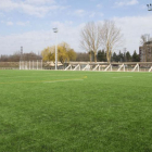 Estado de la estructura de la antigua grada del campo de rugby de San Amaro.-RAÚL OCHOA