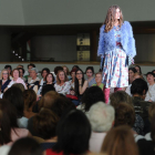 Los estampados florales y las botas mosqueteras serán protagonistas.-ISRAEL L. MURILLO