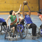 Lance del partido que enfrentó al Servigest con el Zuzenak B.-ISRAEL L. MURILLO