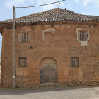 El viejo granero requiere una reforma integral, sobre todo para que se mantenga su estructura.-AJO TALLER DE ARQUITECTURA