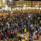 Disfrazados o ‘de calle’ los ciudadanos acudieron al pregón de Abreu que daba inicio al Carnaval.-SANTI OTERO