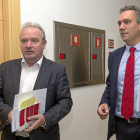Martín e Izquierdo, a su llegada a la constitución de la comisión.-Ical