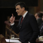 Pedro Sánchez, durante el debate de investidura en el Congreso, el pasado mes de marzo.-JOSÉ LUIS ROCA