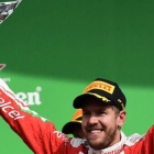 Sebastian Vettel, en el podio de México.-PEDRO PARDO