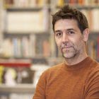 El escritor Óscar Martínez García, autor del ensayo ‘Umbrales’. JUAN PRATS