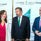 Mercedes Ruiz Gallud, Tomás Fisac y Ramón Sobremonte, en las Jornadas de Cooperativismo de la Fundación Caja Rural de Burgos. TOMÁS ALONSO