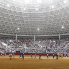 Imagen del Coliseum Burgos durante una tarde de toros-Santi Otero