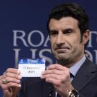 Luis Figo, durante el sorteo de la Champions League-AFP / FABRICE COFFRINI