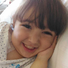 Nora, en una de las estancias en el hospital madrileño de La Paz.-ECB