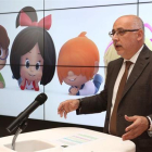 El presidente del Cabildo de Gran Canaria, Antonio Morales (c), durante la presentación de esta mañana del lanzamiento internacional de la serie de animación "Cleo Cuquín", heredera de los dibujos de la "Familia Telerín"-EFE