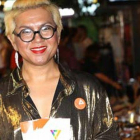 Una transexual se presenta por primera vez como candidata al Parlamento de Tailandia. En la foto, Tawarin Sukkhapisit.-NARONG SANGNAK / EFE