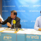 Borja Suárez, acompañado de Sergio Montoya durante la rueda de prensa de ayer.-E.M.