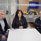 La alcaldesa de Adrada de Haza junto al de Hontangas y el de Campillo.-ECB