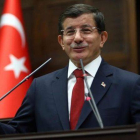 Davutoglu habla ante el Parlamento turco, en Ankara, el día 13.-Foto: AFP / ADEM ALTAN