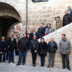 Algunos de los asistentes al evento recorrieron por la tarde el casco histórico de Villadiego.-ECB