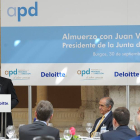 Juan Vicente Herrera en un momento de su discurso ante el tejido industrial de la región.-ISRAEL L. MURILLO