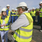 Los miembros de la mesa visitaron la Fundación de la Construcción.-R. OCHOA