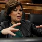 La vicepresidenta, Soraya Sáenz de Santamaría, en el Congreso este miércoles.-JOSÉ LUIS ROCA