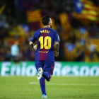 Messi celebra su segundo gol a la Juventus en el Camp Nou.-AP / MANU FERNÁNDEZ