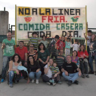 Los padres celebraron una comida popular «y casera» en el colegio-ECB