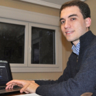 El estudiante burgalés, Flavio Grillo que junto a un amigo, han desarrolado un modelo de inteligencia artificial que permite detectar la presencia de coronavirus covid-19 en la radiogarafias de tórax. ICAL