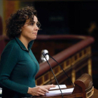 La portavoz del PP en el Congreso, Dolors Montserrat. en el Pleno de este martes.-EFE