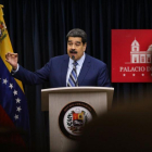 El presidente venezolano  Nicolas Maduro  habla durante una rueda de prensa  en la Sala de Prensa Simon Bolivar  del palacio de Miraflores en Caracas  Venezuela.  EFE Cristian Hernandez-EFE