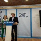 Begoña Contreras y Jaime Mateu durante la presentación de la campaña electoral del PP.-ECB