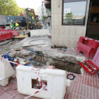 La remodelación de la acera de San Agustín incluirá la renovación de las canalizaciones.-RAÚL G. OCHOA