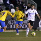 Imagen del partido disputado en El Plantío entre el Burgos CF y Las Palmas. TOMÁS ALONSO