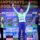 Jesús Gómez en lo más alto del podio del Campeonato de España.
