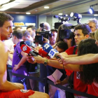 Pau Gasol atiende a los medios-J. P. GANDUL / EFE