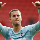 Eden Hazard, la estrella del Chelsea, tras un gol reciente.-EL PERIÓDICO