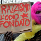 Manifestantes en Macerata (Italia).-TIZIANA FABI