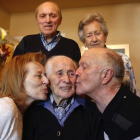 Áurea Álvarez, natural de La Majúa (León), cumple 107 años.-ICAL