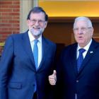 Mariano Rajoy, junto al presidente de Israel, Reuvén Rivlin, el martes en la Moncloa.-JUAN MANUEL PRATS