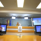 Rosa Valdeón durante la rueda de prensa para informar de los acuerdos del Consejo de Gobierno-ICAL