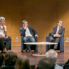 Mesa redonda ‘Turismo y acción’, a la que acudió el director general de Turismo, Javier Ramírez (tercero por la derecha), celebrada ayer dentro de FesTVal.-ECB