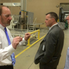 El alcalde de Hopkins, Carter Hendricks, durante una visita a las instalaciones de Grupo Antolín .-HOPKINSVILLE CITY