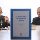 José Antonio Bartol (i.) y Gonzalo Santonja, ayer durante la presentación del volumen de Valpuesta.-Israel L. Murillo